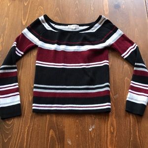 Off The Shoulder, long sleeve crop top